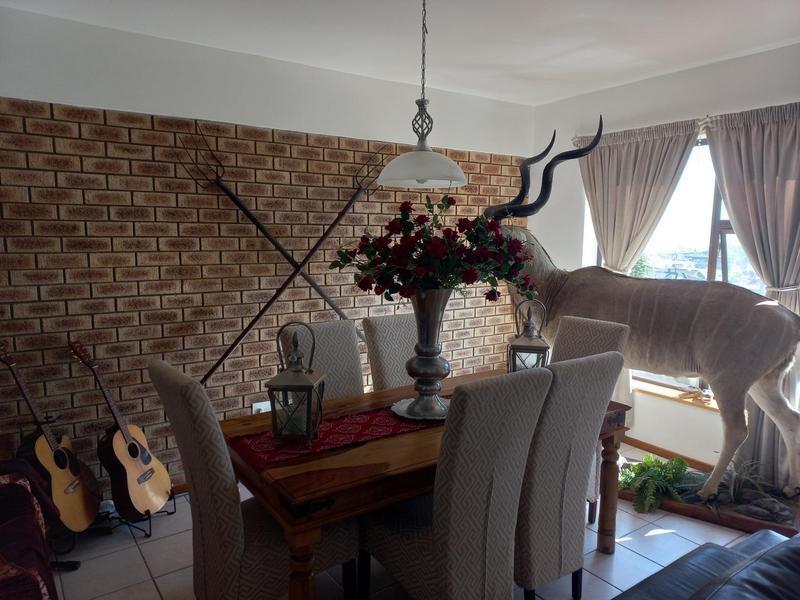 3 Bedroom Property for Sale in Mossel Bay Western Cape